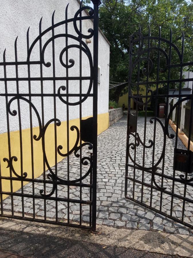 Apartmany Friday Liberec Ngoại thất bức ảnh